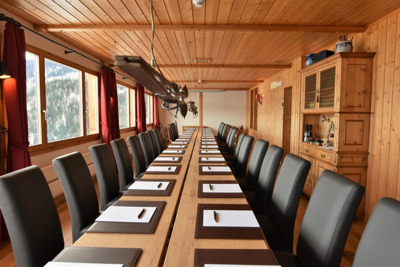 Alpina Lodge Bed & Breakfast Tschiertschen Luaran gambar
