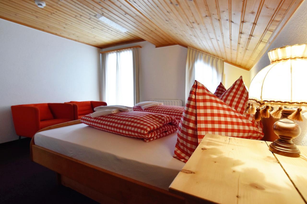 Alpina Lodge Bed & Breakfast Tschiertschen Luaran gambar