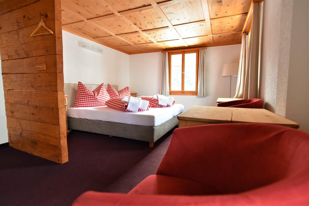 Alpina Lodge Bed & Breakfast Tschiertschen Luaran gambar